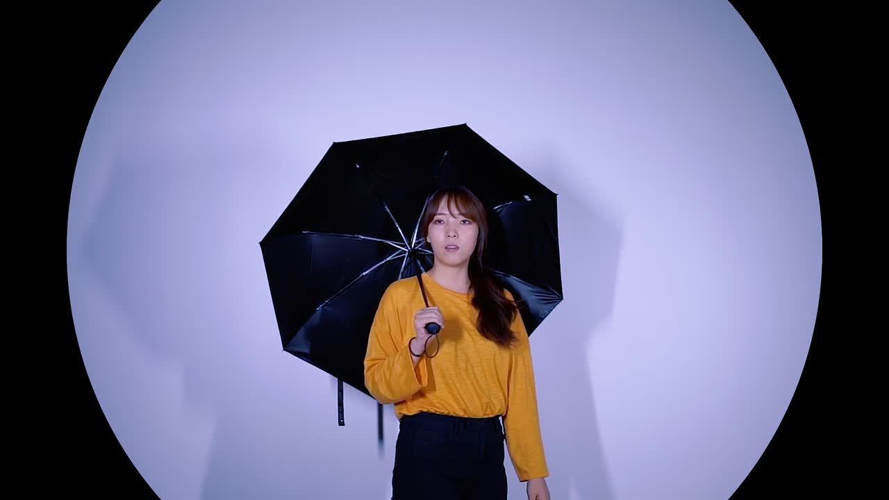 <캠페인> 남녀노소 양산 다 써 양산도 패션이다